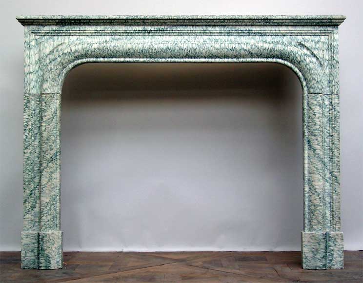 Green_fireplace_mantel.jpg