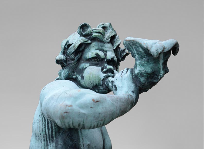 Important Louis XIV style pair of Tritons sounding a conch shell in bronze with green patina_fr