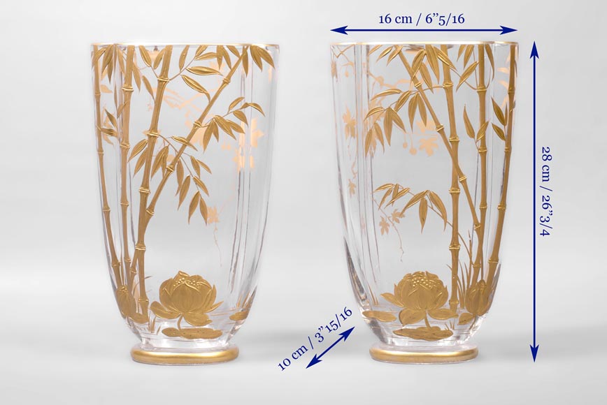 Paire de vases en cristal, à décor doré de bambous-6