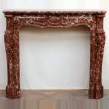 Cheminée de style Louis XV