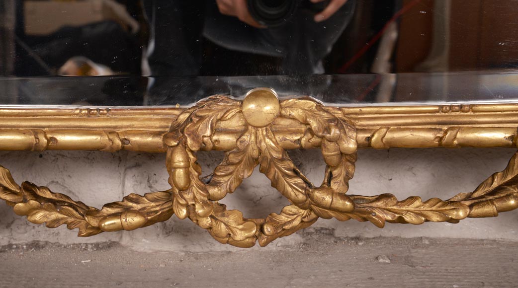 Trumeau ancien de style Napoléon III en bois doré sculpté à décor d'un profil en médaillon-8