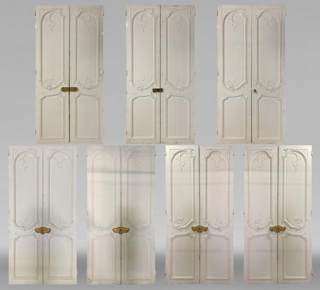Important ensemble de 7 doubles portes de style Louis XV-0