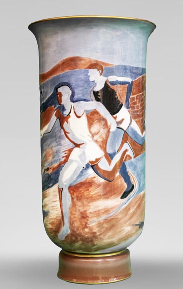 Sèvres et K. LIEVEN - Paire de vases en porcelaine décorés de coureurs à pied-6