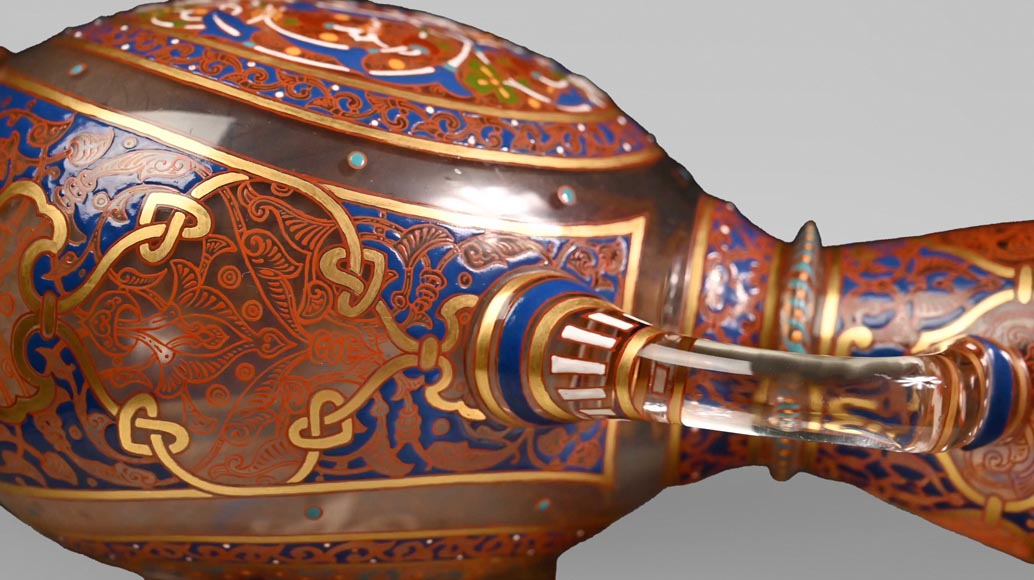  J & L LOBMEYR , vase de style oriental en verre émaillé au nom de Mohamed-6