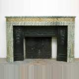 Cheminée Louis XVI à bronzes en marbre Vert d'Estours