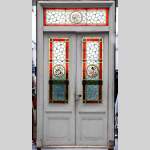 Porte double à vitraux 
