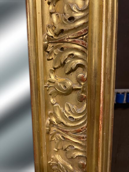 Grand trumeau doré au grand médaillon central de style Napoléon III-7