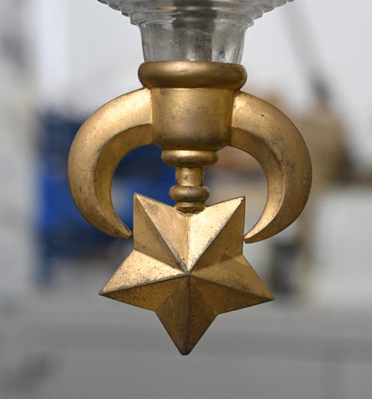 BACCARAT (Attribué à) - Lustre oriental en cristal et bronze doré inspiré d'une lampe de mosquée-10