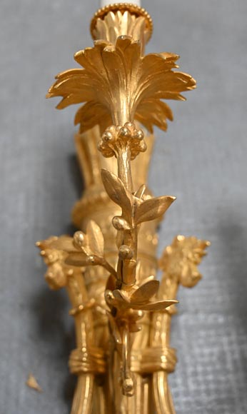 Paire d'appliques de style Louis XVI en bronze doré en forme de carquois-8