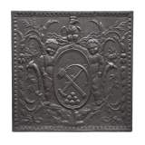 Plaque avec en médaillon une ancre, hache et boulet