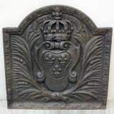 Plaque de cheminée aux armes de France "seul contre tous"
