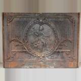 Plaque en fonte avec Cérès et quatre putti