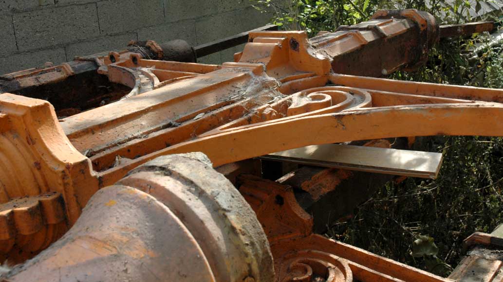 Passerelle ou passage couvert , environ 40 mètres. Passerelle ou passage couvert , environ 40 mètres.-4