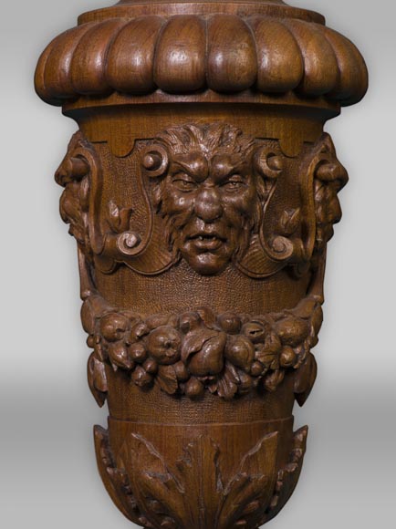 La table provenant d'un exceptionnel ensemble mobilier réalisé par Moïse Michelangelo Guggenheim pour le Palazzo Papadopoli de Venise,  Italie La table provenant d'un exceptionnel ensemble mobilier réalisé par Moïse Michelangelo Guggenheim pour le Palazzo Papadopoli de Venise,  Italie-3