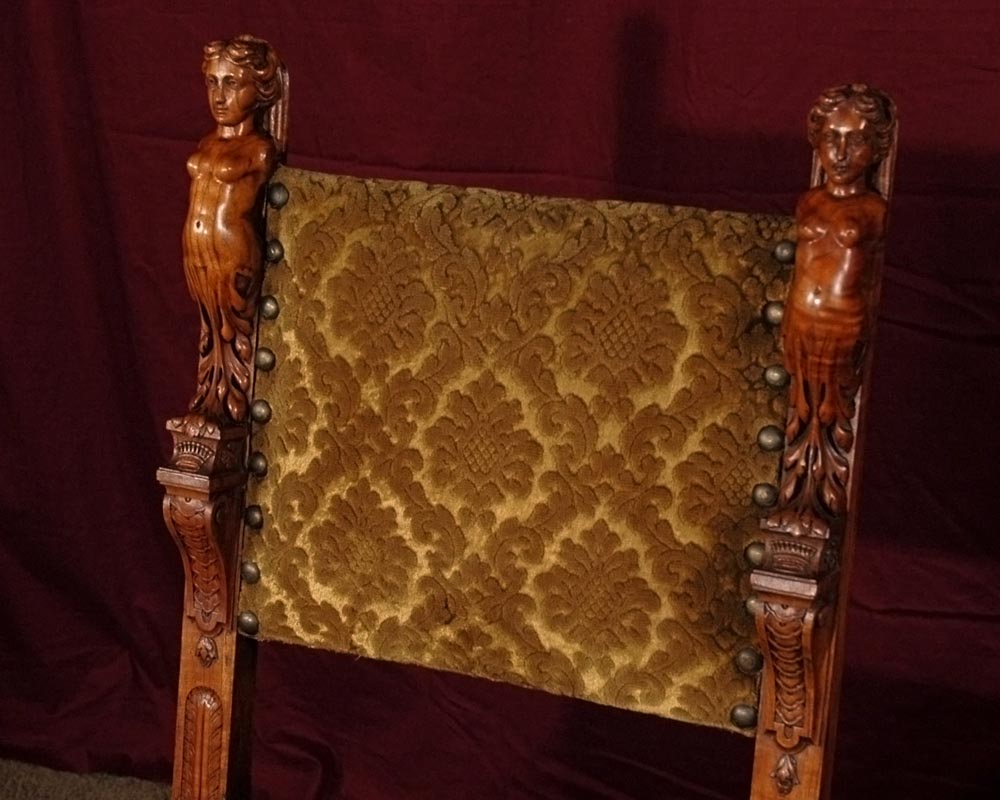 Les sièges provenant d'un exceptionnel ensemble mobilier réalisé par Moïse Michelangelo Guggenheim pour le Palazzo Papadopoli de Venise, Italie Les sièges provenant d'un exceptionnel ensemble mobilier réalisé par Moïse Michelangelo Guggenheim pour le Palazzo Papadopoli de Venise, Italie-5