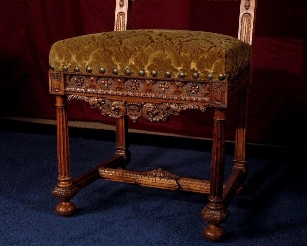 Les sièges provenant d'un exceptionnel ensemble mobilier réalisé par Moïse Michelangelo Guggenheim pour le Palazzo Papadopoli de Venise, Italie Les sièges provenant d'un exceptionnel ensemble mobilier réalisé par Moïse Michelangelo Guggenheim pour le Palazzo Papadopoli de Venise, Italie-6