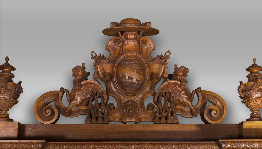 Une Vitrine d'apparat monumentale provenant d'un exceptionnel ensemble mobilier réalisé par Moïse Michelangelo Guggenheim pour le Palazzo Papadopoli de Venise, Italie  Une Vitrine d'apparat monumentale provenant d'un exceptionnel ensemble mobilier réalisé par Moïse Michelangelo Guggenheim pour le Palazzo Papadopoli de Venise, Italie -3