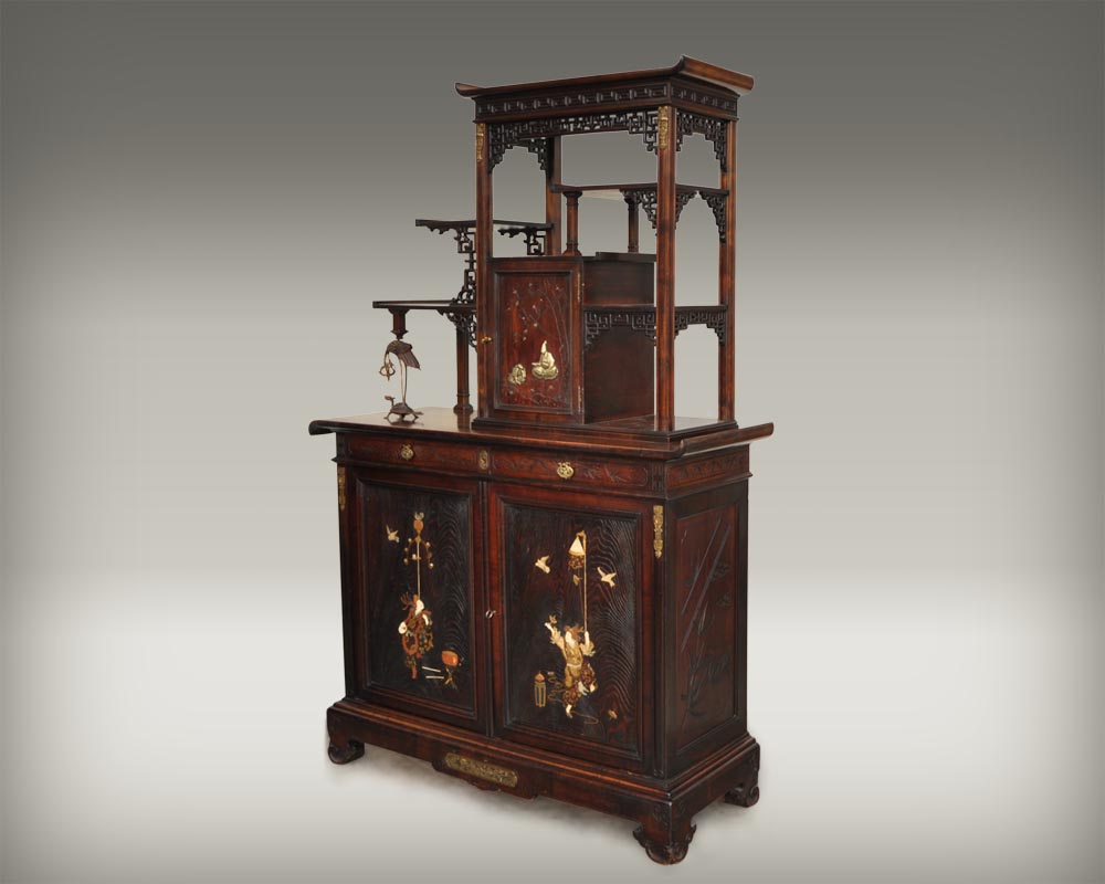 VIARDOT Gabriel, Cabinet japonisant "Les jeux du cirque" VIARDOT Gabriel, Cabinet japonisant "Les jeux du cirque"-1