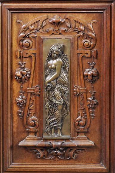 Belle salle à manger en noyer sculpté estampillée par l'ébéniste Paul Mazaroz Belle salle à manger en noyer sculpté estampillée par l'ébéniste Paul Mazaroz-8