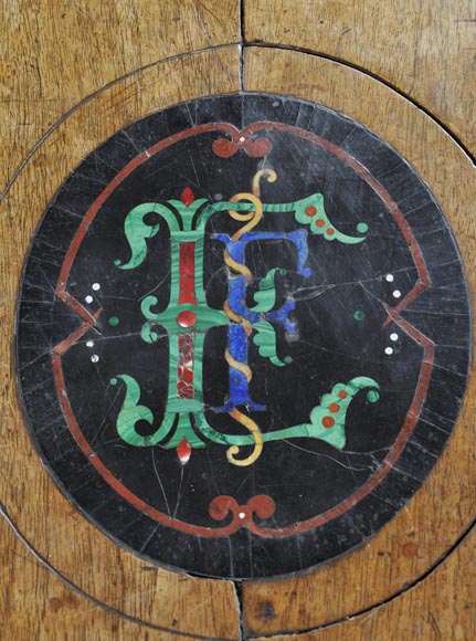 Belle salle à manger en noyer sculpté estampillée par l'ébéniste Paul Mazaroz Belle salle à manger en noyer sculpté estampillée par l'ébéniste Paul Mazaroz-13