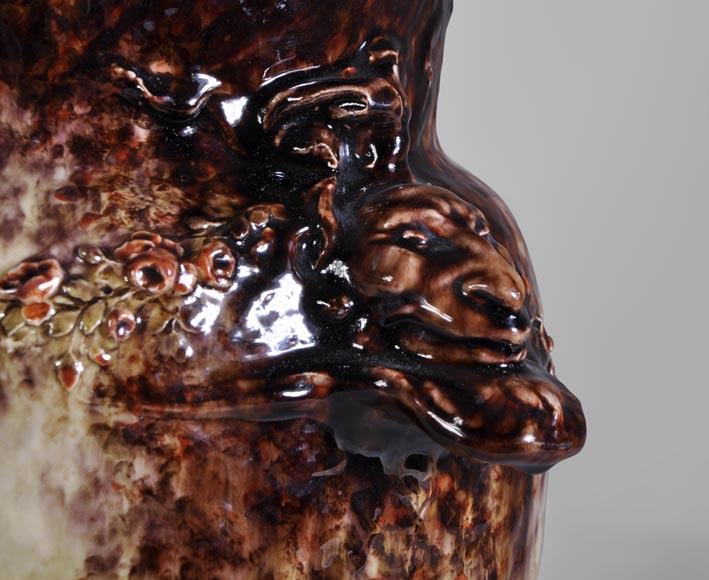 Théodore DECK (1823-1891) et Joseph Gustave CHERET (1838-1894) - Important vase à décor en relief de naïades et de chérubins Théodore DECK (1823-1891) et Joseph Gustave CHERET (1838-1894) - Important vase à décor en relief de naïades et de chérubins-6