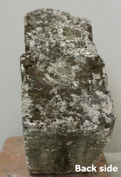 Clef de voûte à mascaron d'homme Clef de voûte à mascaron d'homme-5