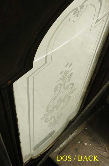 Porte monumentale à deux vantaux à décor fantastique. Porte monumentale à deux vantaux à décor fantastique.-11