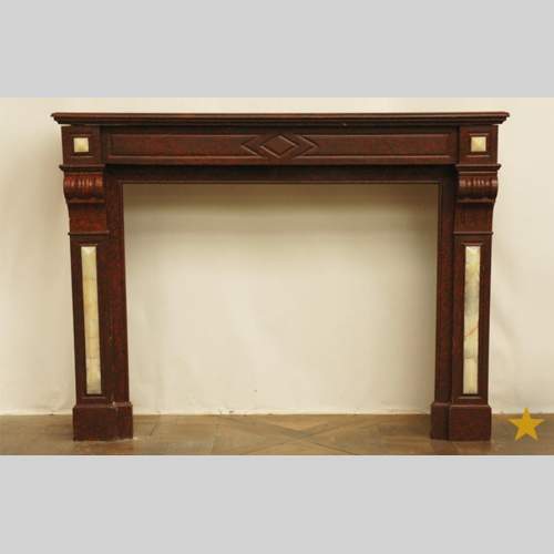 Cheminée en marbre Rouge Griotte et onyx.