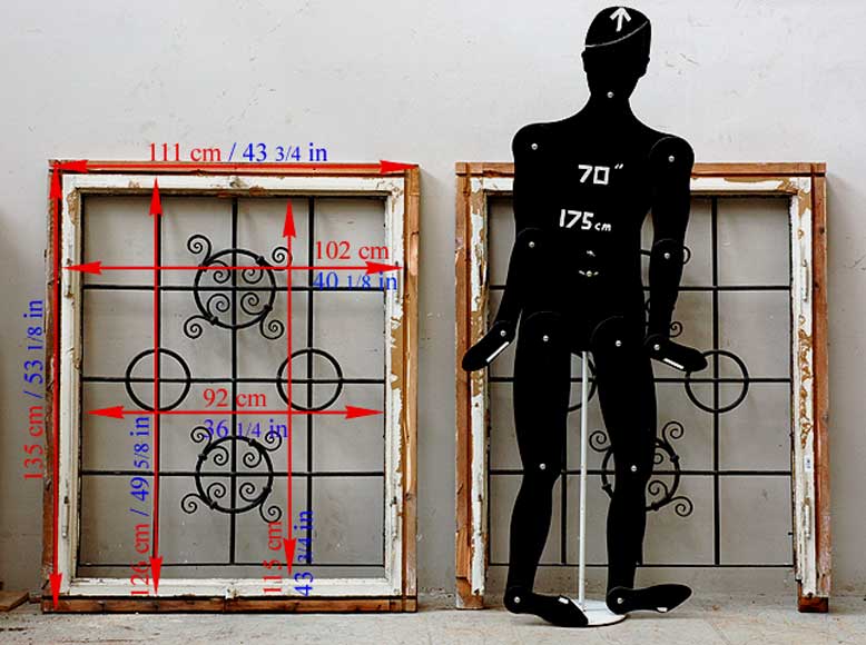 Paire de fenêtres carrées en fer forgé Paire de fenêtres carrées en fer forgé-13