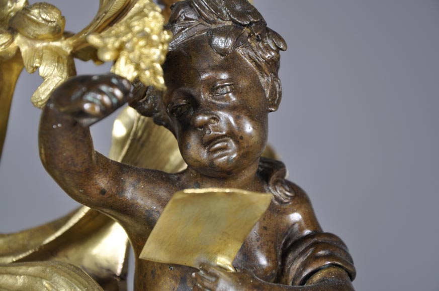 Belle paire de chenets anciens d'époque Louis XV aux Allégories de l'Eté en bronze doré et bronze à patine brune Belle paire de chenets anciens d'époque Louis XV aux Allégories de l'Eté en bronze doré et bronze à patine brune-6