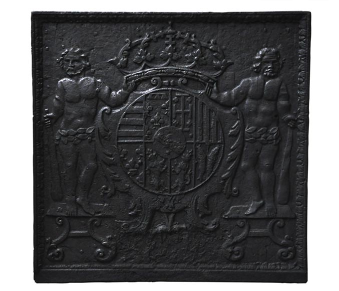 Plaque de cheminée ancienne aux armes de Léopold Ier, Duc de Lorraine Plaque de cheminée ancienne aux armes de Léopold Ier, Duc de Lorraine-0