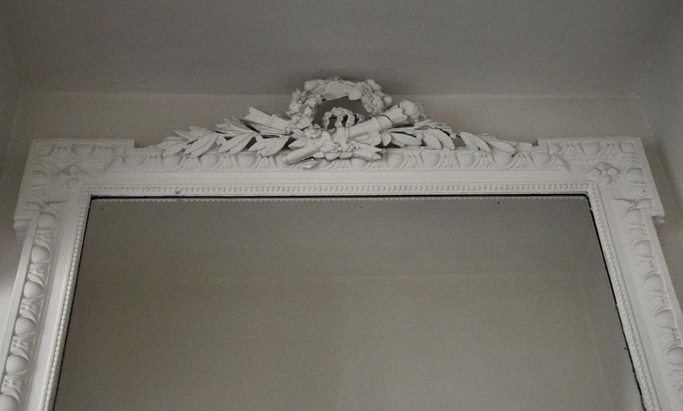 Trumeau ancien de style Louis XVI à décor de carquois et de fleurs Trumeau ancien de style Louis XVI à décor de carquois et de fleurs-1