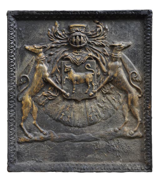 Superbe plaque de cheminée aux armes de Jean Bouhier de Savigny, première moitié du XVIIIè siècle Superbe plaque de cheminée aux armes de Jean Bouhier de Savigny, première moitié du XVIIIè siècle-0
