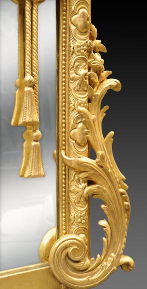 Superbe miroir à parecloses Napoléon III en bois et stuc doré à décor de putti et de profils de femmes en médaillons Superbe miroir à parecloses Napoléon III en bois et stuc doré à décor de putti et de profils de femmes en médaillons-9