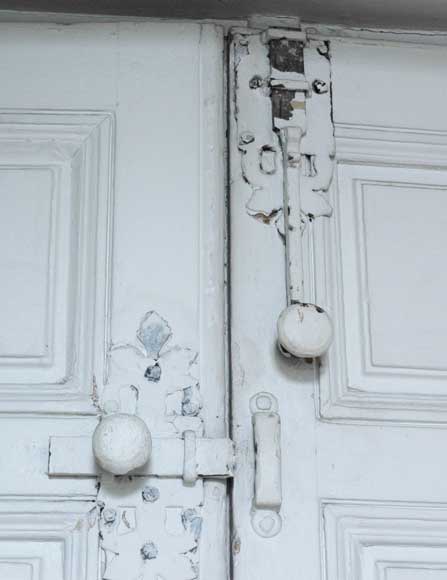 Pièce de boiserie du XVIIIème siècle et son parquet d'origine. Pièce de boiserie du XVIIIème siècle et son parquet d'origine.-4