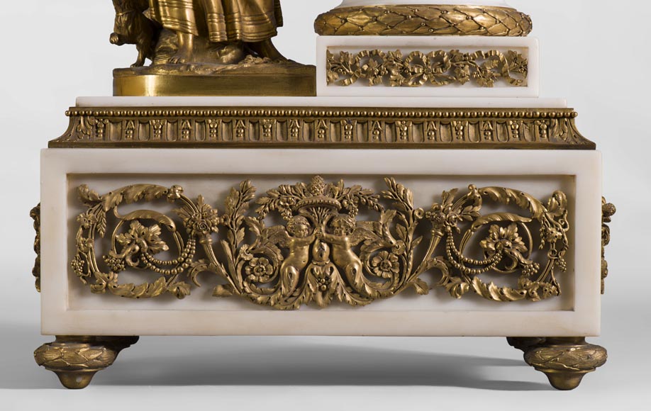 Rare horloge à cadran tournant de style Louis XVI à la petite bergère, marbre Statuaire et bronze doré Rare horloge à cadran tournant de style Louis XVI à la petite bergère, marbre Statuaire et bronze doré-6
