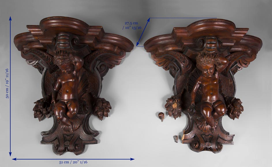 Paire de consoles d'applique en noyer sculpté à décor de putti, époque Napoléon III Paire de consoles d'applique en noyer sculpté à décor de putti, époque Napoléon III-10