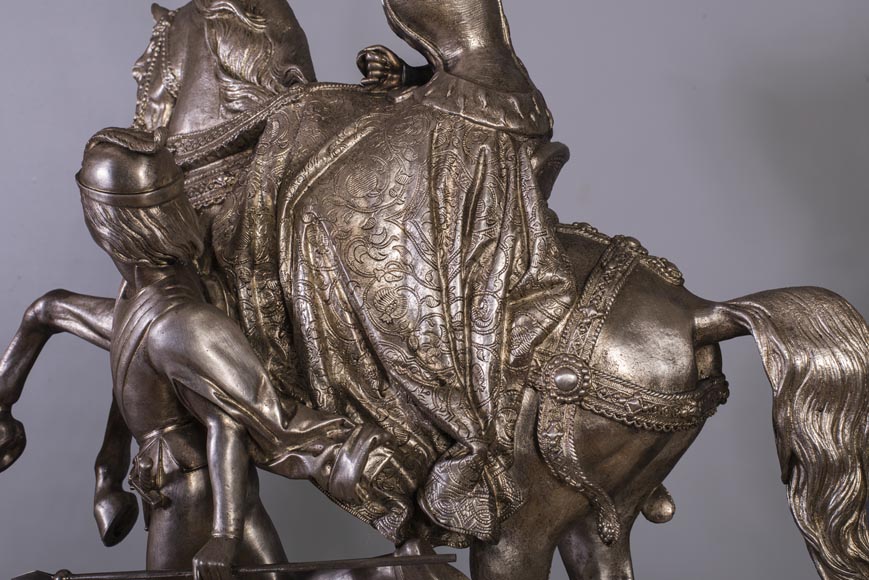 D'après Jean-Auguste BARRE (1811-1896) - Garniture de cheminée figurant Marie de Bourgogne partant à la chasse au faucon D'après Jean-Auguste BARRE (1811-1896) - Garniture de cheminée figurant Marie de Bourgogne partant à la chasse au faucon-4