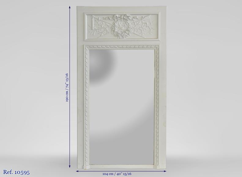 Trumeau ancien de style Louis XVI à décor de couronnes de fleurs et masses d'armes, bois et stuc peint en bleu Trumeau ancien de style Louis XVI à décor de couronnes de fleurs et masses d'armes, bois et stuc peint en bleu-7