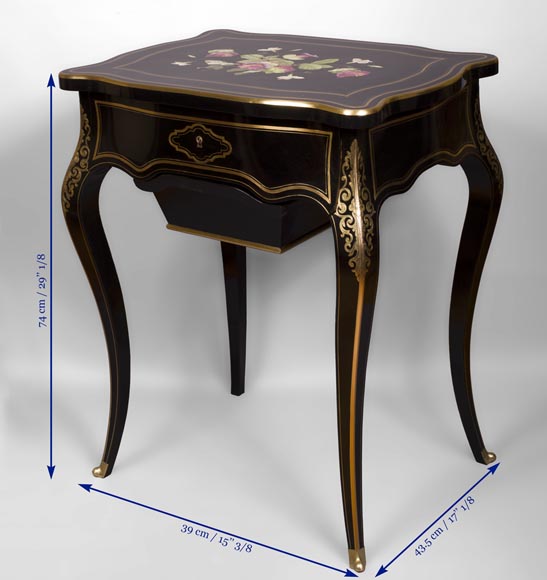 Julien-Nicolas RIVART (1802-1867) - Table à ouvrage en poirier noirci à décor de fleurs des champs en marqueterie de porcelaine Julien-Nicolas RIVART (1802-1867) - Table à ouvrage en poirier noirci à décor de fleurs des champs en marqueterie de porcelaine-5