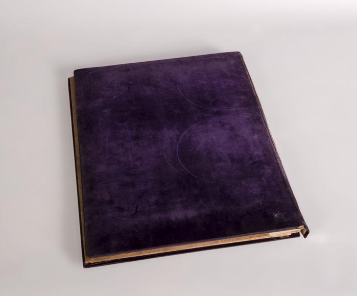 Julien-Nicolas RIVART (1802-1867) - Porte-document en velours mauve à décor de marqueterie de porcelaine Julien-Nicolas RIVART (1802-1867) - Porte-document en velours mauve à décor de marqueterie de porcelaine-2