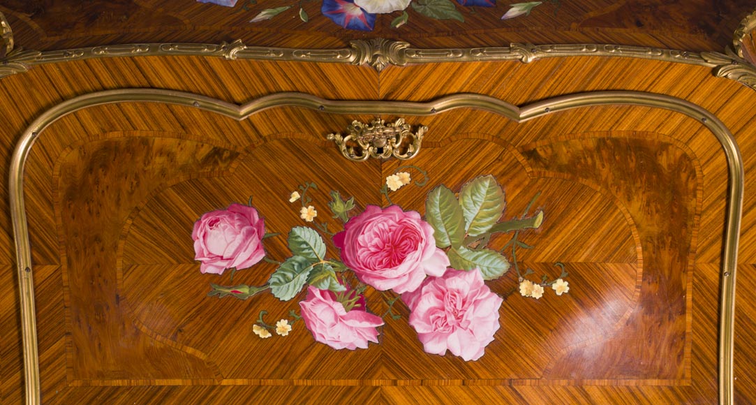 Alphonse GIROUX et cie (1838-1867) et Julien-Nicolas RIVART (1802-1867) - Très beau bureau de pente aux espagnolettes à décor de roses en incrustation de porcelaine Alphonse GIROUX et cie (1838-1867) et Julien-Nicolas RIVART (1802-1867) - Très beau bureau de pente aux espagnolettes à décor de roses en incrustation de porcelaine-2