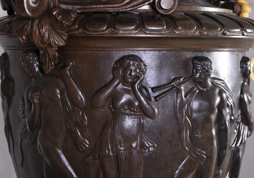 Importante pendule double face de style Napoléon III en marbre statuaire et bronze Importante pendule double face de style Napoléon III en marbre statuaire et bronze-4