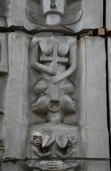 Ensemble d'éléments décoratifs monumentaux de style ethnique en plâtre, XXè siècle Ensemble d'éléments décoratifs monumentaux de style ethnique en plâtre, XXè siècle-8