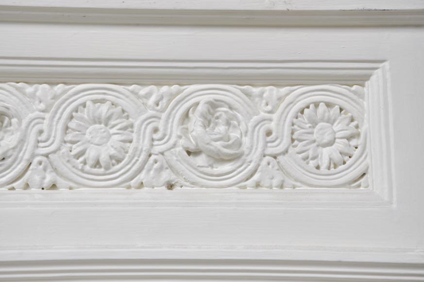 Trumeau ancien de style Louis XVI à frise de fleurs, bois et stuc peint Trumeau ancien de style Louis XVI à frise de fleurs, bois et stuc peint-2