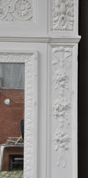 Trumeau ancien de style Louis XVI à frise de fleurs, bois et stuc peint Trumeau ancien de style Louis XVI à frise de fleurs, bois et stuc peint-4