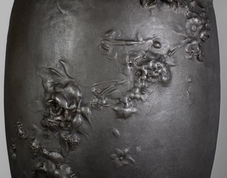 Paul ROUSSEL (1867-1928) Paire de lampes de style Napoléon III en étain, fonte d'édition E. Soleau et flamme signée Sèvres Paul ROUSSEL (1867-1928) Paire de lampes de style Napoléon III en étain, fonte d'édition E. Soleau et flamme signée Sèvres-5