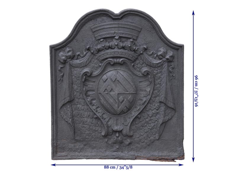 Belle plaque de cheminée ancienne aux armes de la famille Fyot, XVIIIè siècle Belle plaque de cheminée ancienne aux armes de la famille Fyot, XVIIIè siècle-7