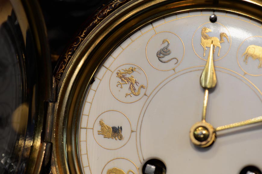 Pendule aux signes du zodiaque chinois Pendule aux signes du zodiaque chinois-3