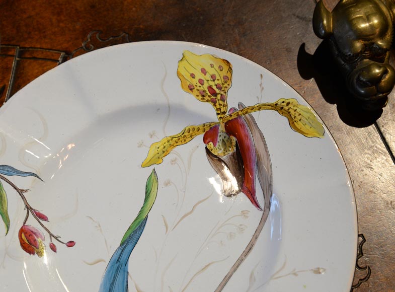 Manufacture de SAINT-CLEMENT - Ensemble d'assiettes aux orchidées Manufacture de SAINT-CLEMENT - Ensemble d'assiettes aux orchidées-3
